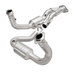 Magnaflow Direct Fit Catalytic Converter For 2005-06 Jeep Grand Cherokee With 4.7L (Y-Pipe Assembly) 49686